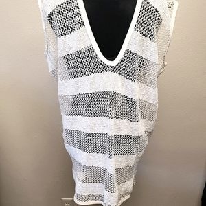 Trac Long White Top Size M